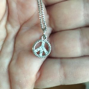 💕Girls silver peace sign necklace